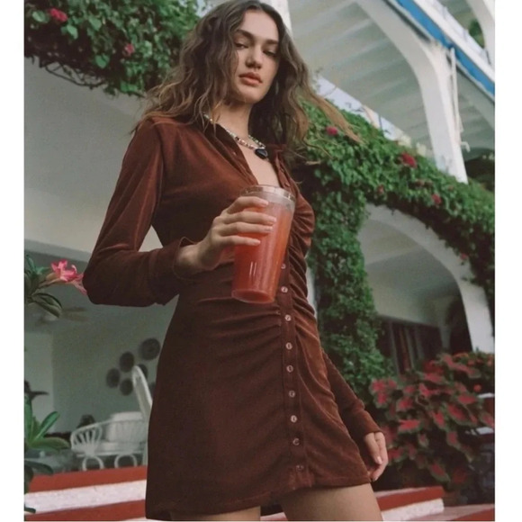 With Jean Andy Mini Dress in Chocolate - Picture 3 of 9